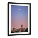 El rascacielos y la luna - Ulises Páez | Cuadro decorativo de Canvas Lab