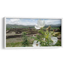 La vida crece aún en las ruinas (Tecoaque) - Salvador Gallardo | Cuadro decorativo de Canvas Lab