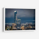 Luz nocturna del Mitikah - Ulises Páez | Cuadro decorativo de Canvas Lab