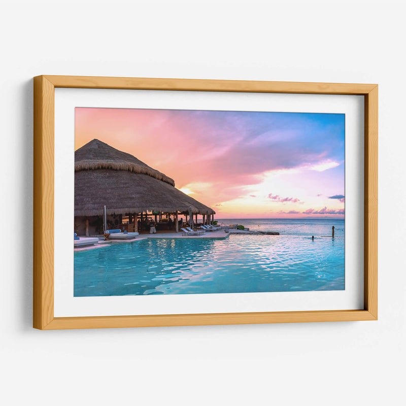 Atardecer rosado con palapa en Cozumel - Carla Fernández | Cuadro decorativo de Canvas Lab