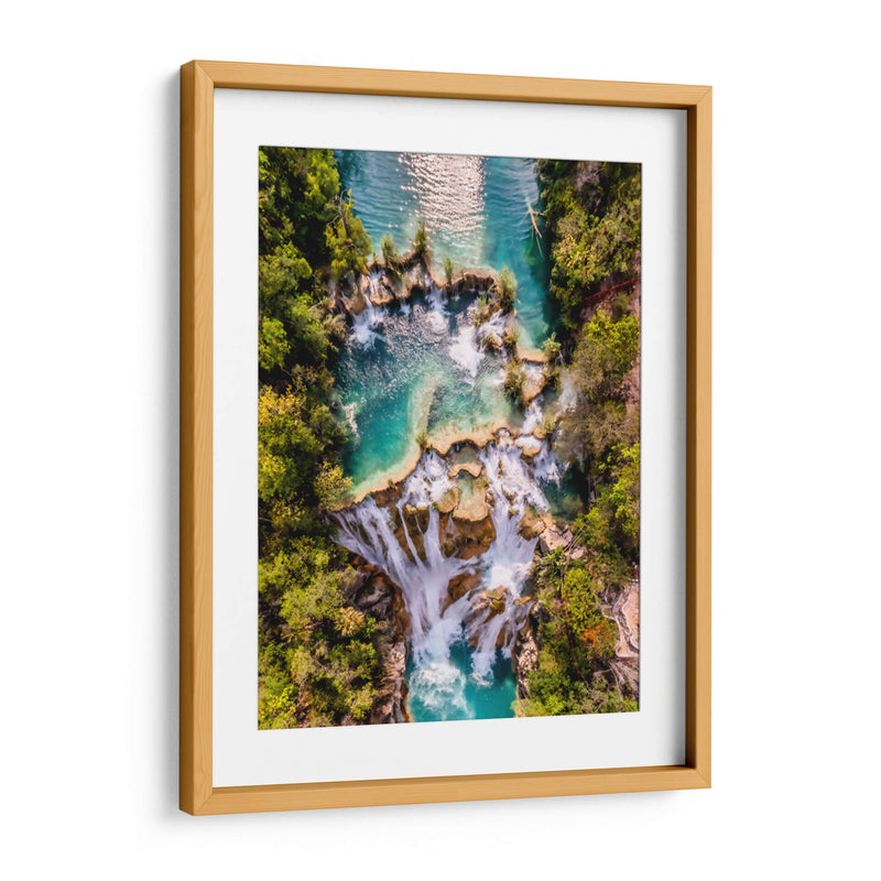 Cascada El Meco vista cenital - Guillermo Aparicio | Cuadro decorativo de Canvas Lab