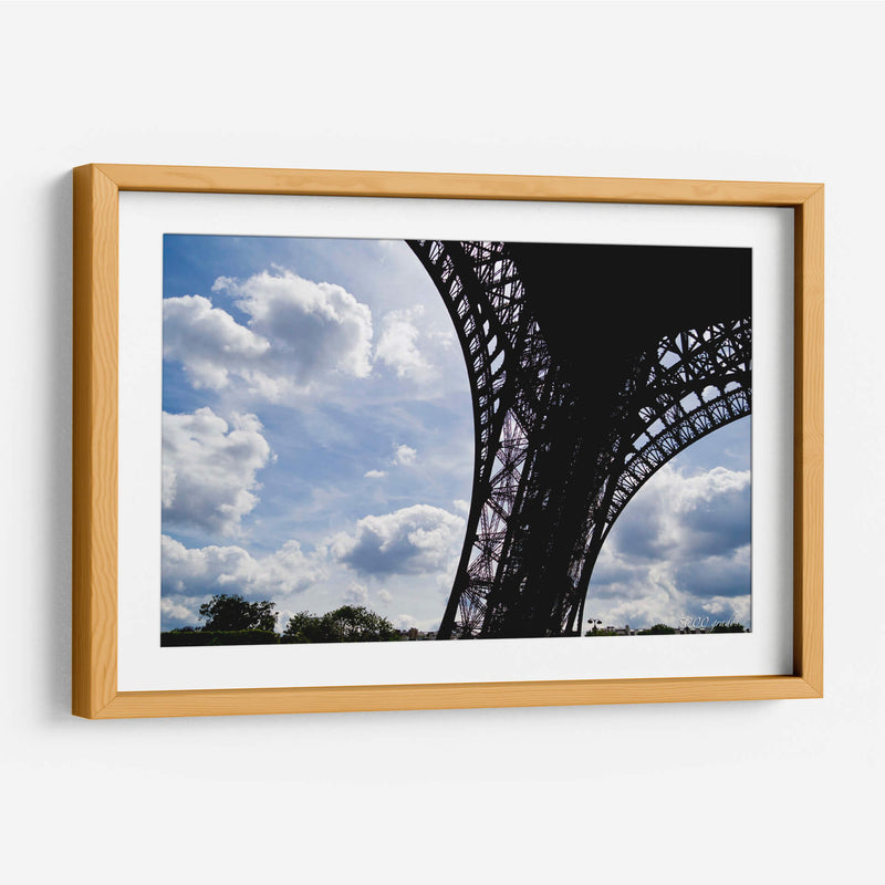 Nubes en la torre - 5000 grados | Cuadro decorativo de Canvas Lab