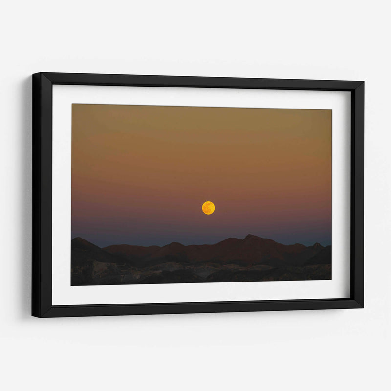 Luna llena sobre el desierto - Enrique Estrada | Cuadro decorativo de Canvas Lab