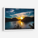 Azul atardecer. San Martin de los Andes, Argentina. - Claudia Luna | Cuadro decorativo de Canvas Lab