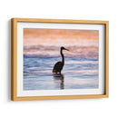 Silueta de garza en el agua al atardecer. - Claudia Luna | Cuadro decorativo de Canvas Lab