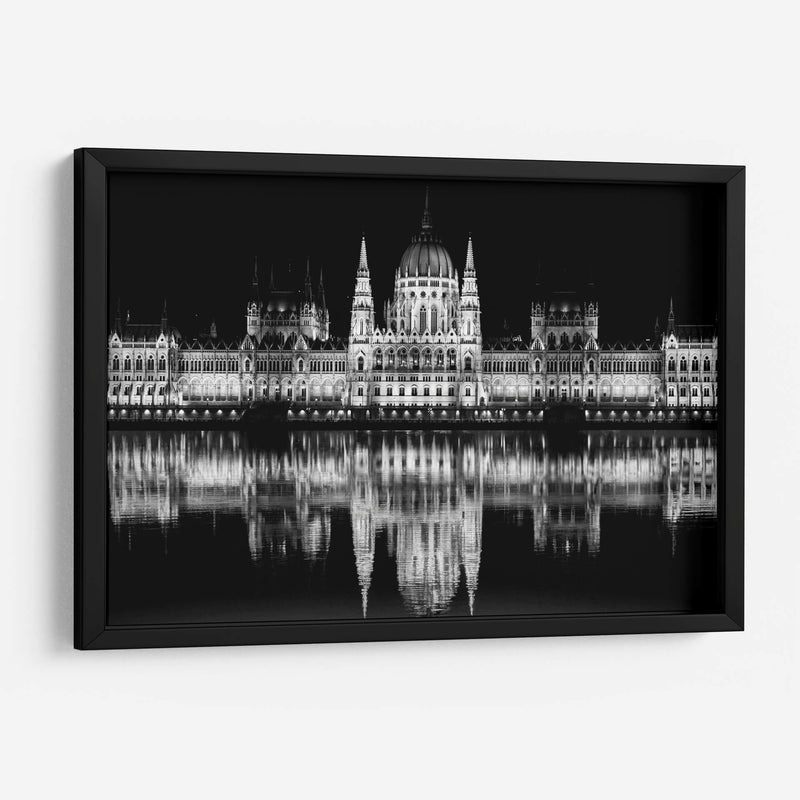 Reflejos en blanco y negro sobre el Danubio del Parlamento en Budapest - Claudia Luna | Cuadro decorativo de Canvas Lab