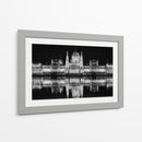 Reflejos en blanco y negro sobre el Danubio del Parlamento en Budapest - Claudia Luna | Cuadro decorativo de Canvas Lab