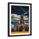 Templo de Tzintzuntzan bajo cielos dramáticos. - Nosion | Cuadro decorativo de Canvas Lab