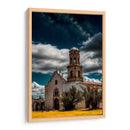 Templo de Tzintzuntzan bajo cielos dramáticos. - Nosion | Cuadro decorativo de Canvas Lab