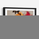 The bee and the flower - Ana Torres | Cuadro decorativo de Canvas Lab