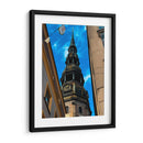 CONTRASTES DE ARQUITECTURA - RIGA, LETONIA - HiLalo | Cuadro decorativo de Canvas Lab