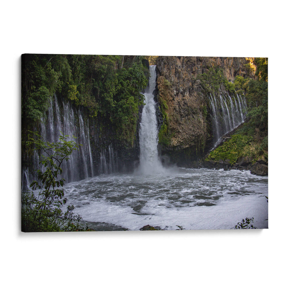 Cascada La Tzaráracua. - Nosion | Cuadro decorativo de Canvas Lab