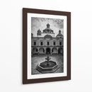 Plaza principal de Palacio Clavijero en blanco y negro. - Nosion | Cuadro decorativo de Canvas Lab