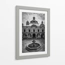 Plaza principal de Palacio Clavijero en blanco y negro. - Nosion | Cuadro decorativo de Canvas Lab