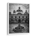 Plaza principal de Palacio Clavijero en blanco y negro. - Nosion | Cuadro decorativo de Canvas Lab