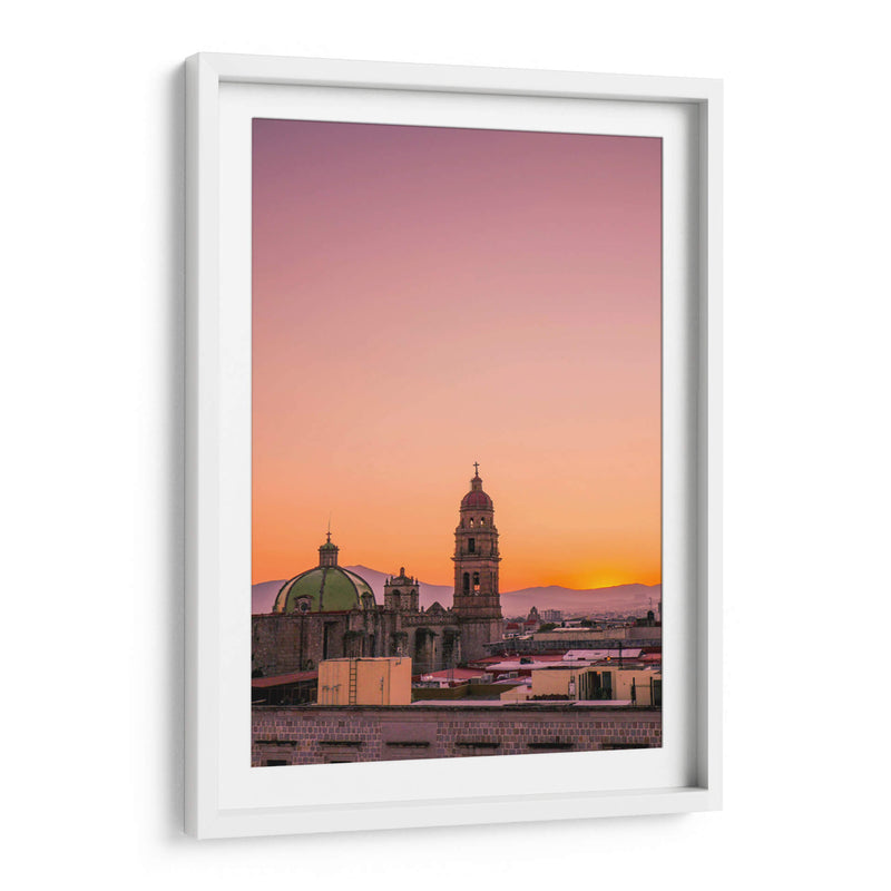Atardecer Dorado sobre San Agustín, Morelia – Un Horizonte Atemporal. - Nosion | Cuadro decorativo de Canvas Lab