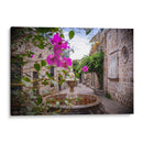 Callejón Mexicano Romántico con Flores y Muros de Piedra – Morelia, Fotografía Callejera Colonial. - Nosion | Cuadro decorativo de Canvas Lab