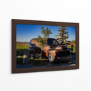 Camioneta Oxidada con Escultura de Madera - Donaldo Meda  | Cuadro decorativo de Canvas Lab