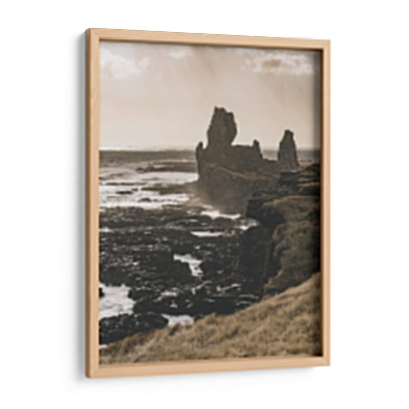 Rocas de Lóndrangar - Islandia - Emmanuel Ramírez | Cuadro decorativo de Canvas Lab