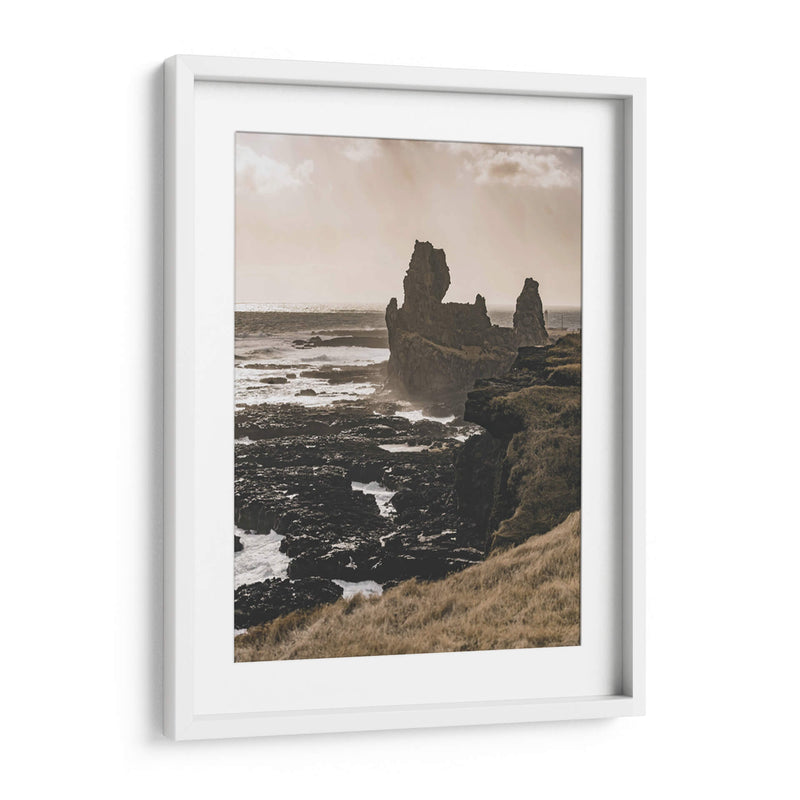 Rocas de Lóndrangar - Islandia - Emmanuel Ramírez | Cuadro decorativo de Canvas Lab