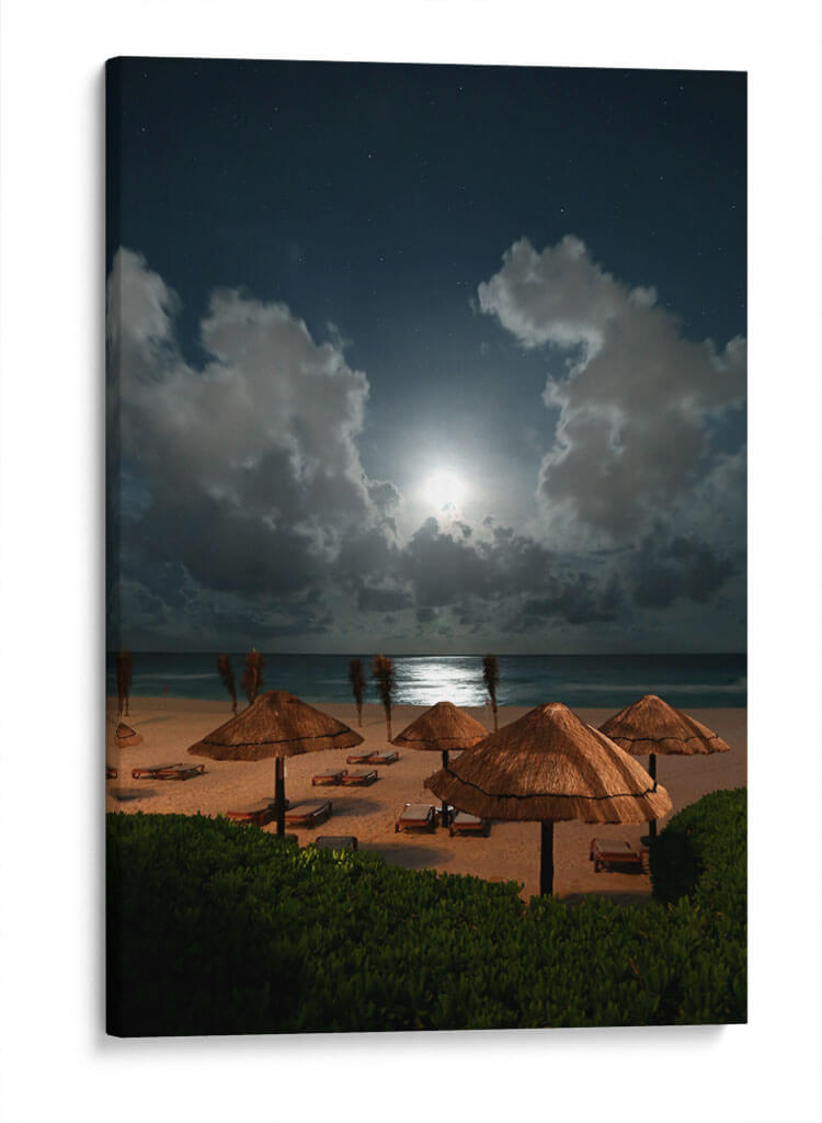 La luna en Cancún | Cuadro decorativo de Canvas Lab