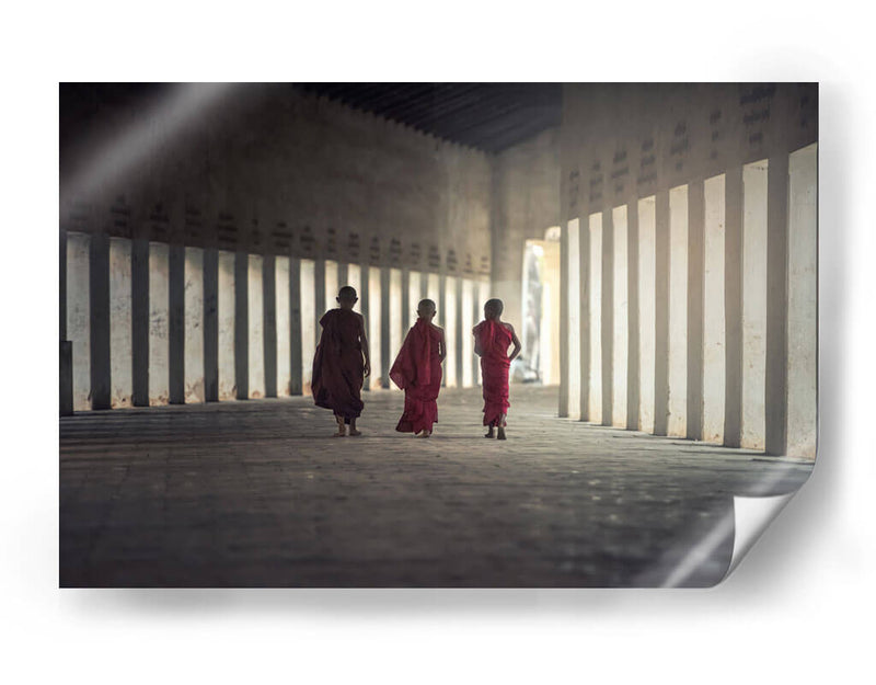 Tres monjes en formación | Cuadro decorativo de Canvas Lab