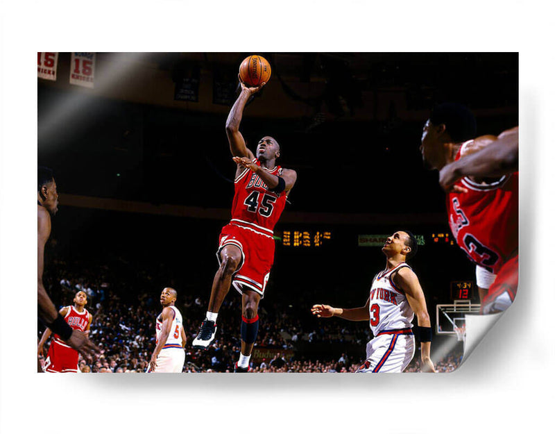 Up and over Michael Jordan | Cuadro decorativo de Canvas Lab