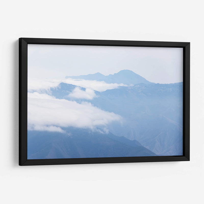 Nubes en montañas - Rodrigo Zabal | Cuadro decorativo de Canvas Lab