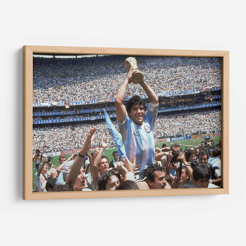 Maradona levantando la copa del mundo | Cuadro decorativo de Canvas Lab
