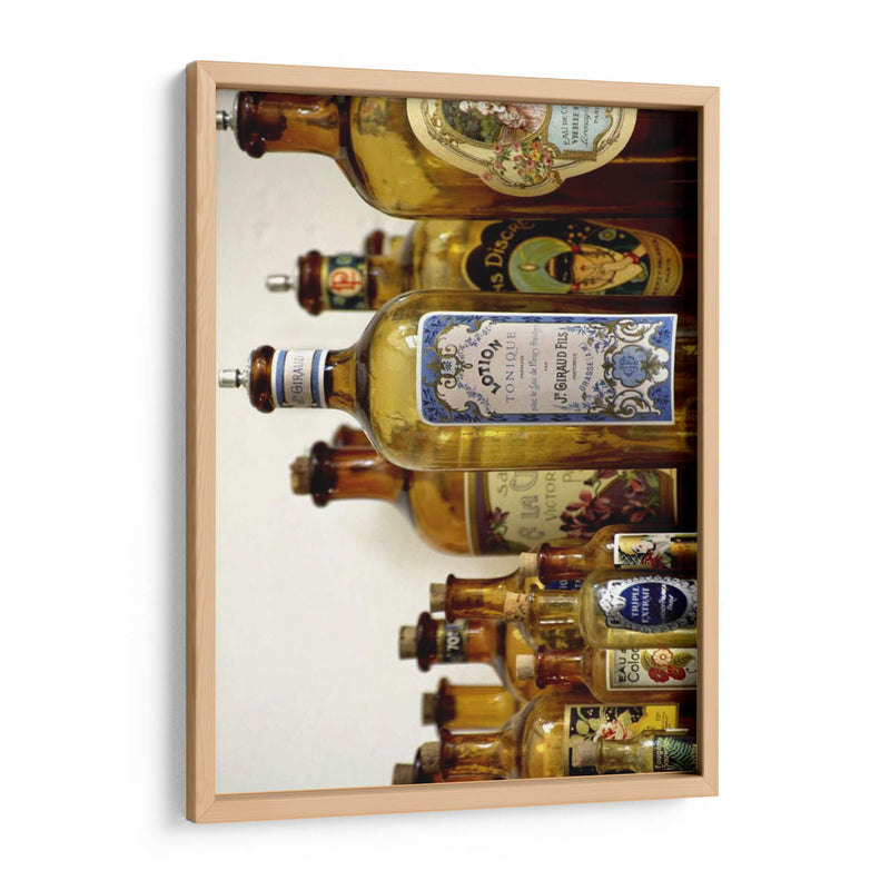 Botellas De Perfume Francesas Iii - Madelaine Gray | Cuadro decorativo de Canvas Lab