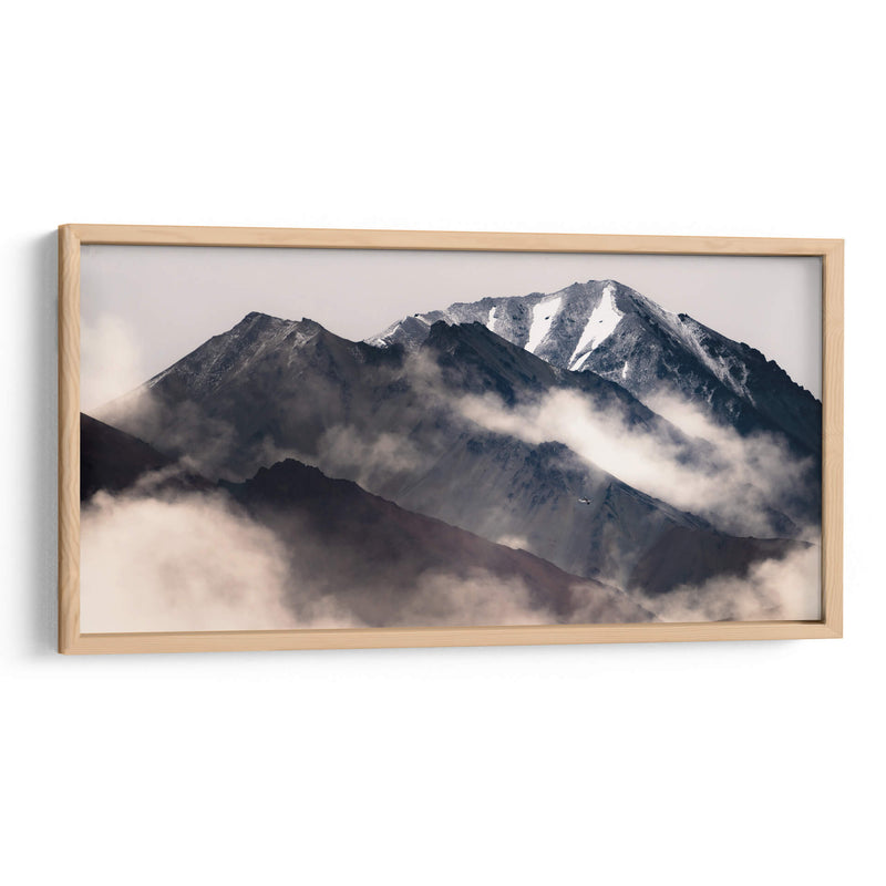 Avioneta entre niebla - Omar Montero | Cuadro decorativo de Canvas Lab