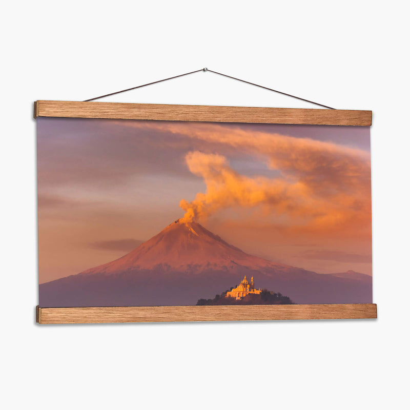 Popocatépetl y Santuario - Omar Montero | Cuadro decorativo de Canvas Lab