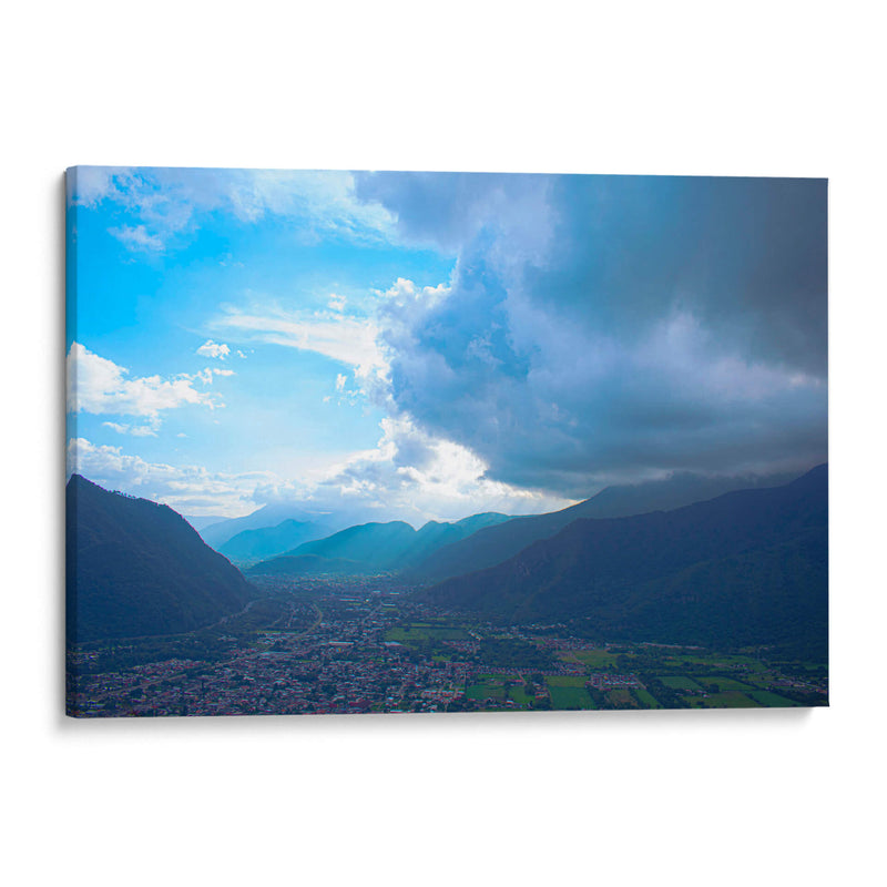 Nubes sobre Río Blanco Orizaba - Roz | Cuadro decorativo de Canvas Lab