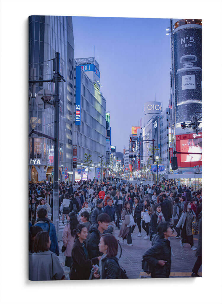 Una noche en Shibuya - Luis Velasco | Cuadro decorativo de Canvas Lab
