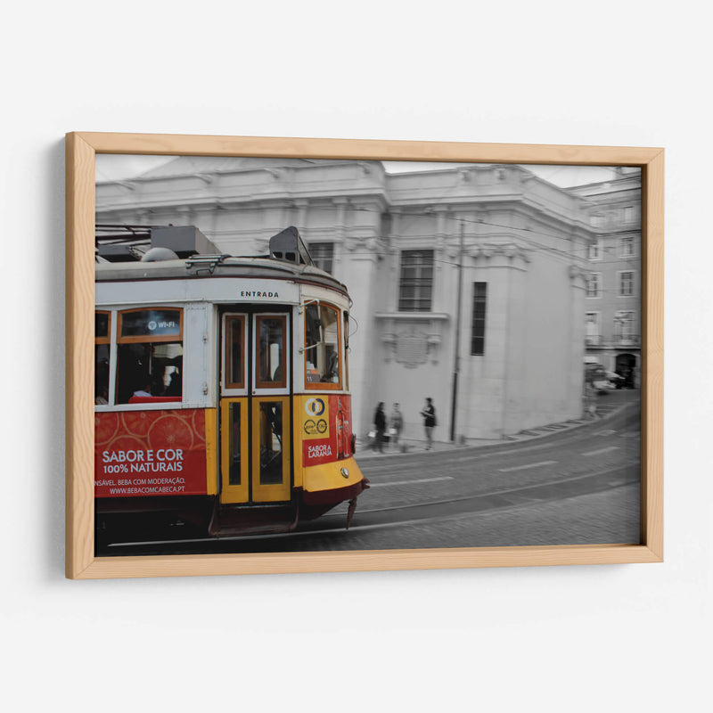 Tren a Lisboa - Carlos Franken | Cuadro decorativo de Canvas Lab
