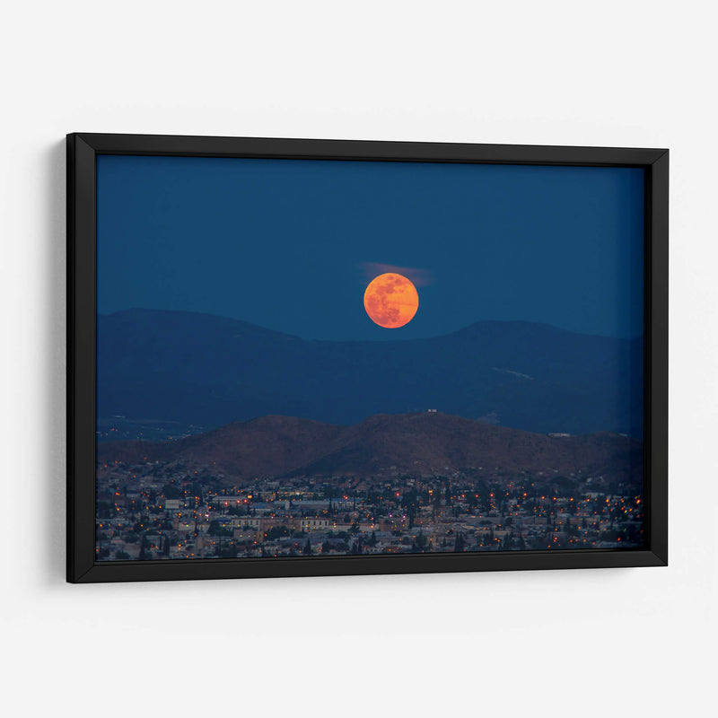 Luna Llena sobre Cd. de Chihuahua - Enrique Estrada | Cuadro decorativo de Canvas Lab