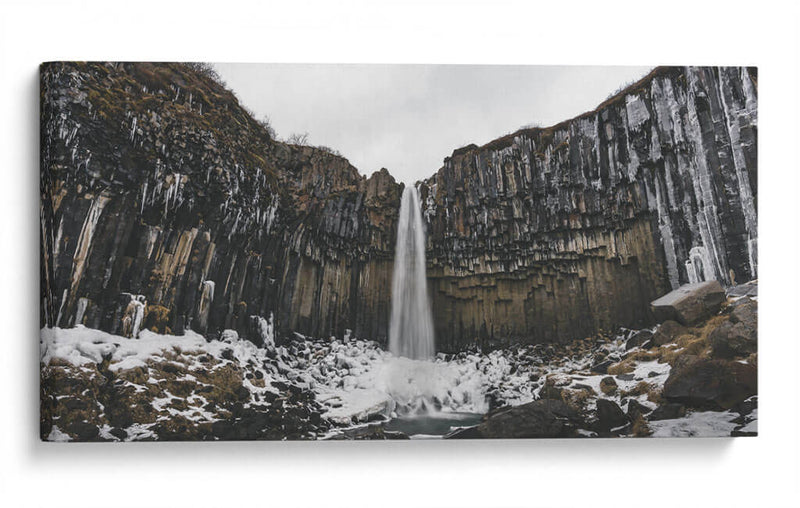 Cascada de Svartifoss - Emmanuel Ramírez | Cuadro decorativo de Canvas Lab