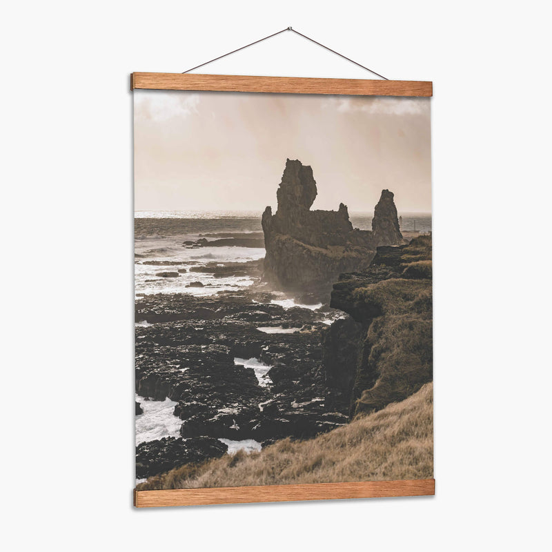 Rocas de Lóndrangar - Islandia - Emmanuel Ramírez | Cuadro decorativo de Canvas Lab
