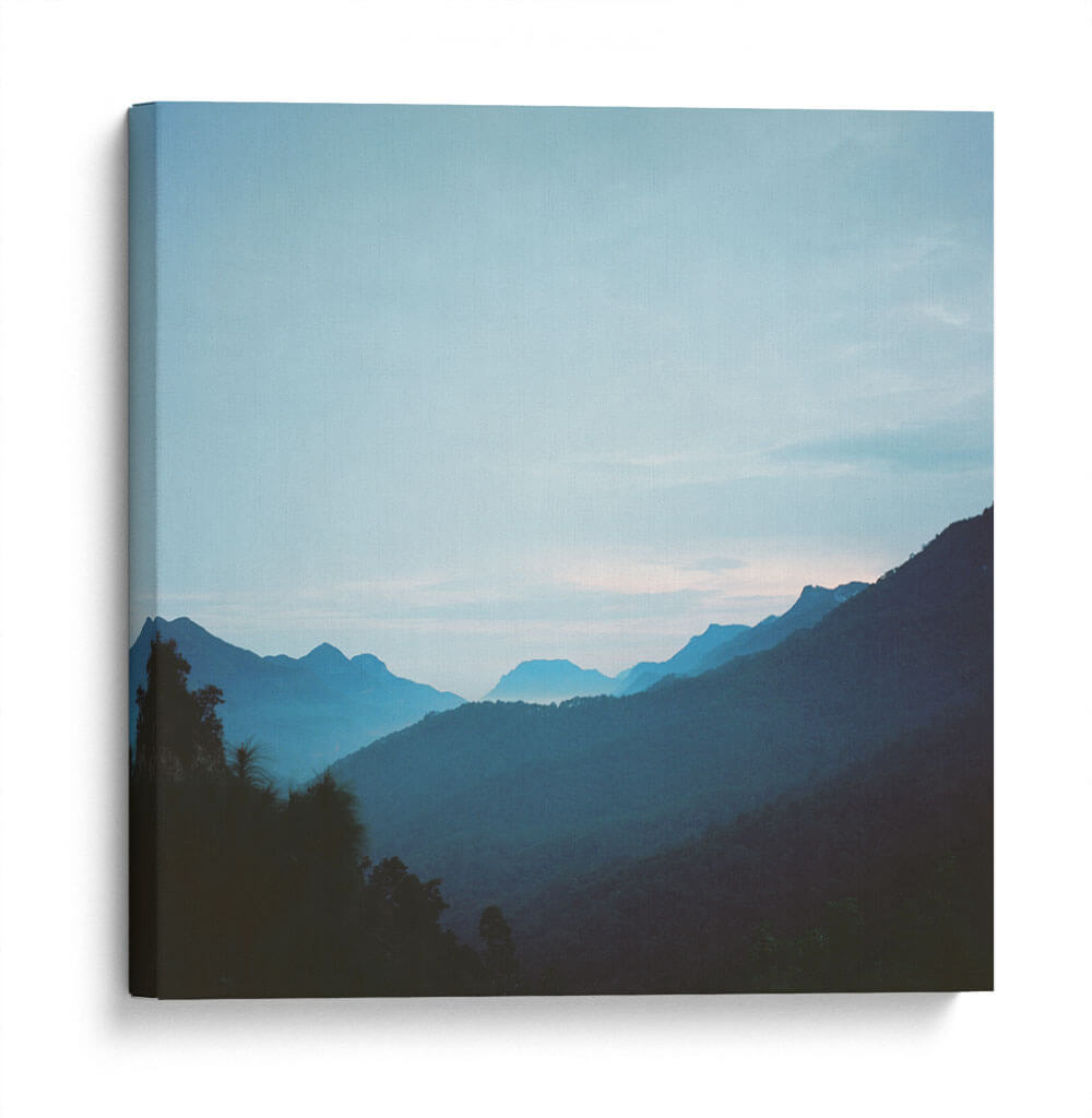 NUEVO LEÓN 13 - Valle de Santiago - Raúl Ruz - Canvas Lab
